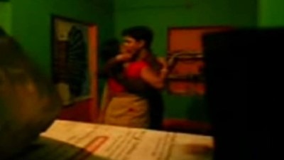 Nanbanin manaiviyai kiss seithu romance panum XXX tamil